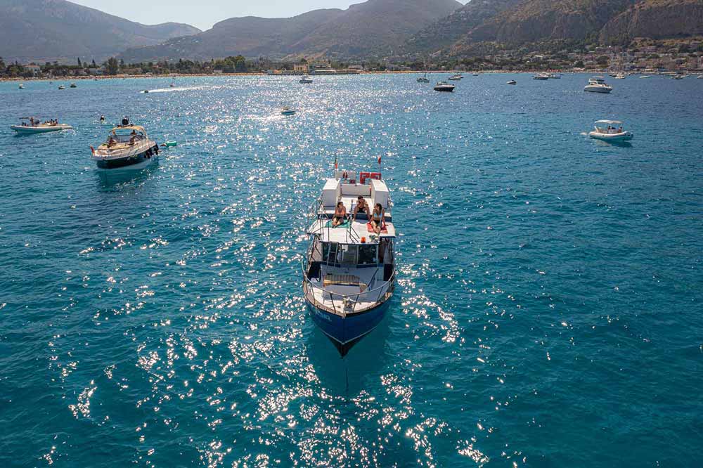 Shared Morning Boat Tour in Mondello