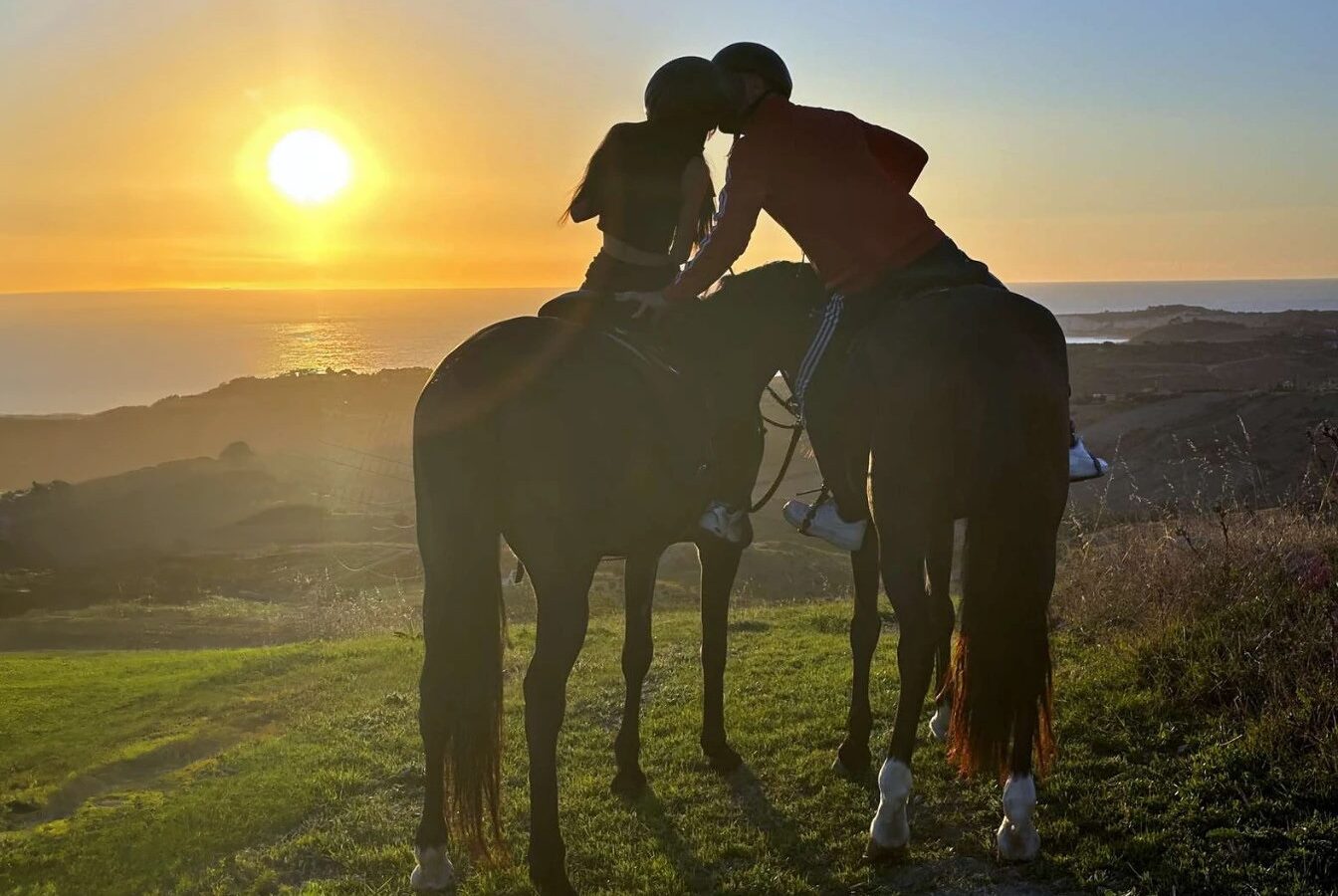 Romantic Horseback Ride – Torre Salsa