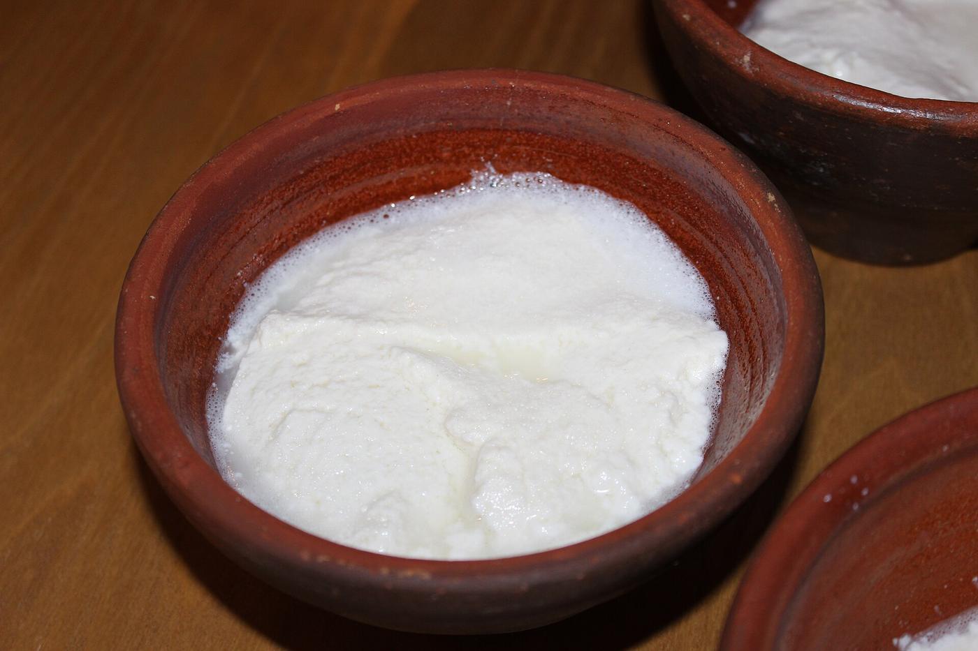 Formaggi e ricotta a Castelbuono, nel caseificio