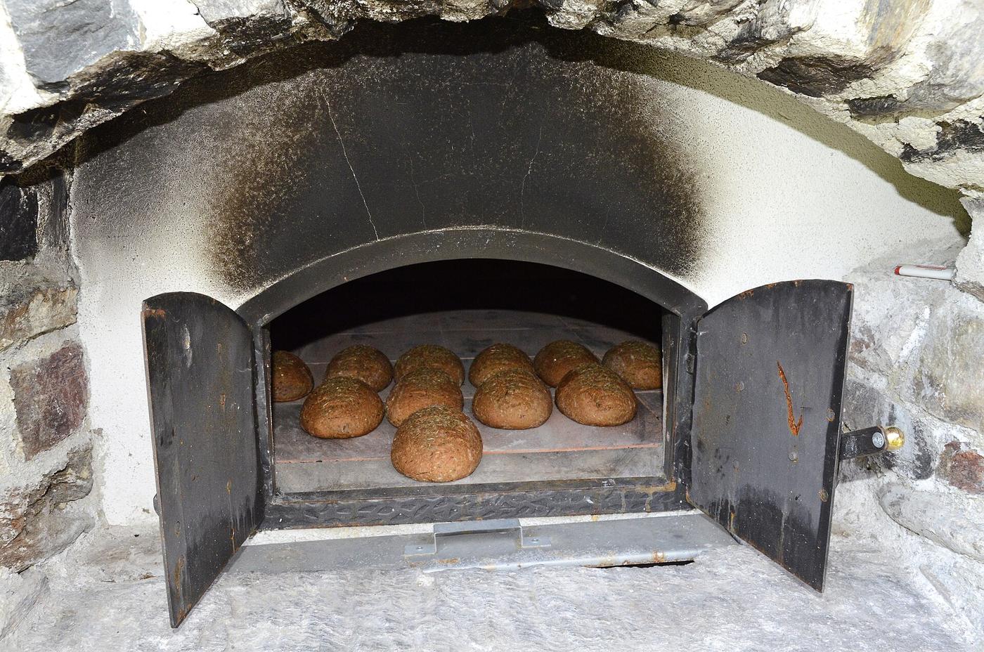 Dalla farina alla tavola: cucinando a casa di una siciliana