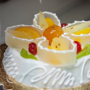 Preparazione di dolci siciliani durante un laboratorio di pasticceria