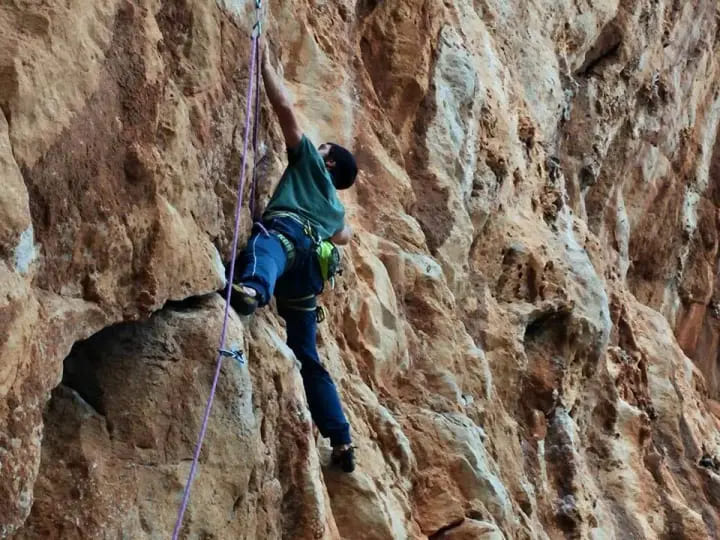 Full-Day Climbing Experience in San Vito Lo Capo