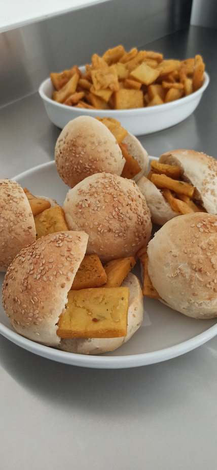 Street Food Tasting with Live Panelle Show-Cooking