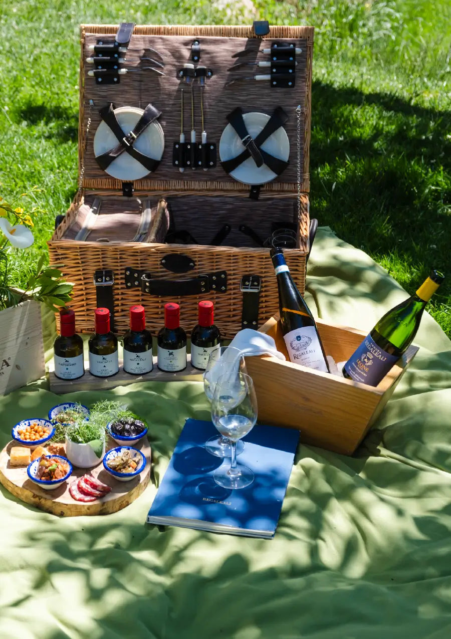 Regaleali: picnic tra i filari